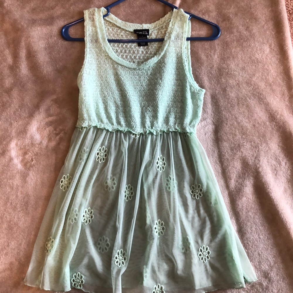 Rue 21 top